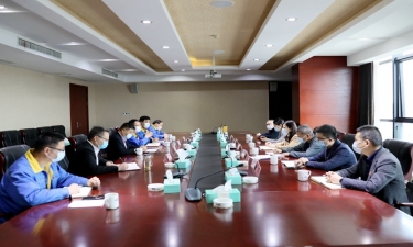 平湖市委常委、宣传部长沈志凤莅临优发国际纸业调研疫情防控和复工复产情形