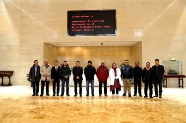 马来西亚瓜拉冷岳市议会向导及地方代表一行莅临优发国际纸业指导交流