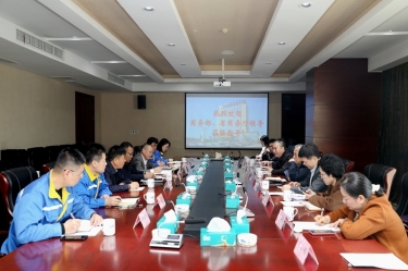 商务部驻杭特办特派员刘福学携浙江省商务厅党组成员、总经济师朱军一行莅临优发国际纸业考察调研